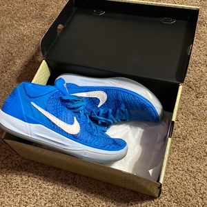 Nike Kobe A.D. Mid ‘DeMar DeRozan’PE